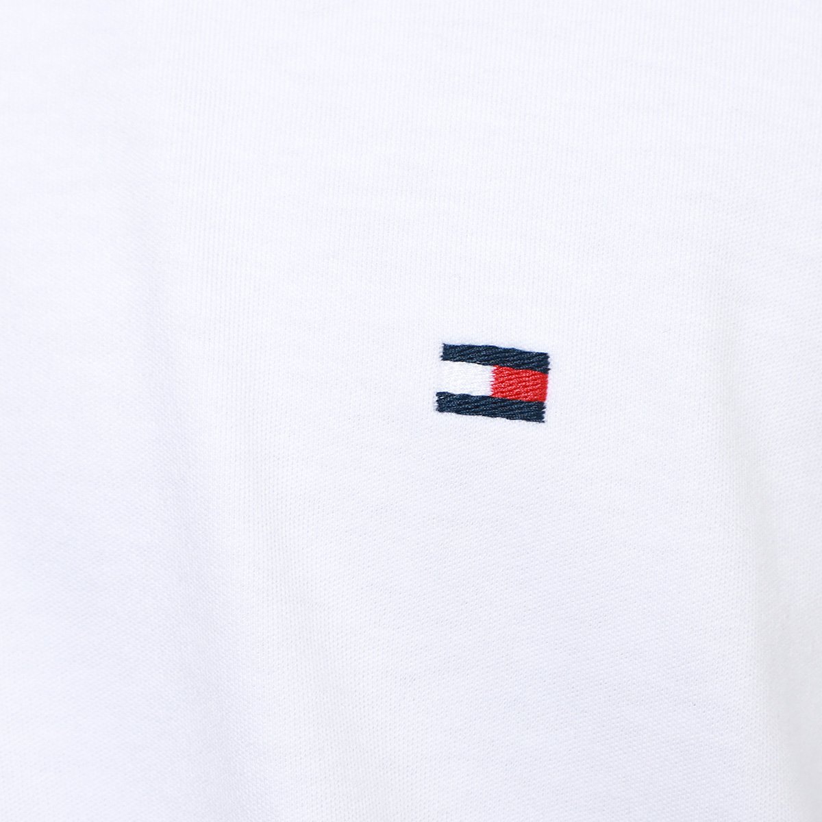 Camiseta Tommy Hilfiger Light Interlock Masculina - Tam: P - 3