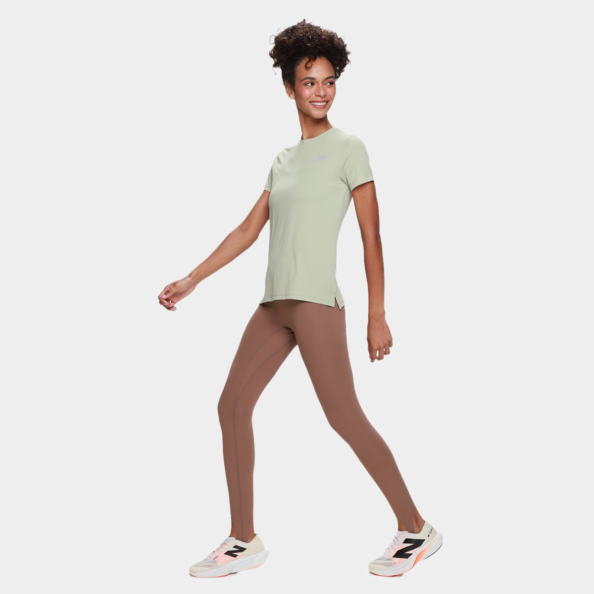 Camiseta New Balance Sport Essentials Feminina - Tam: P - 4