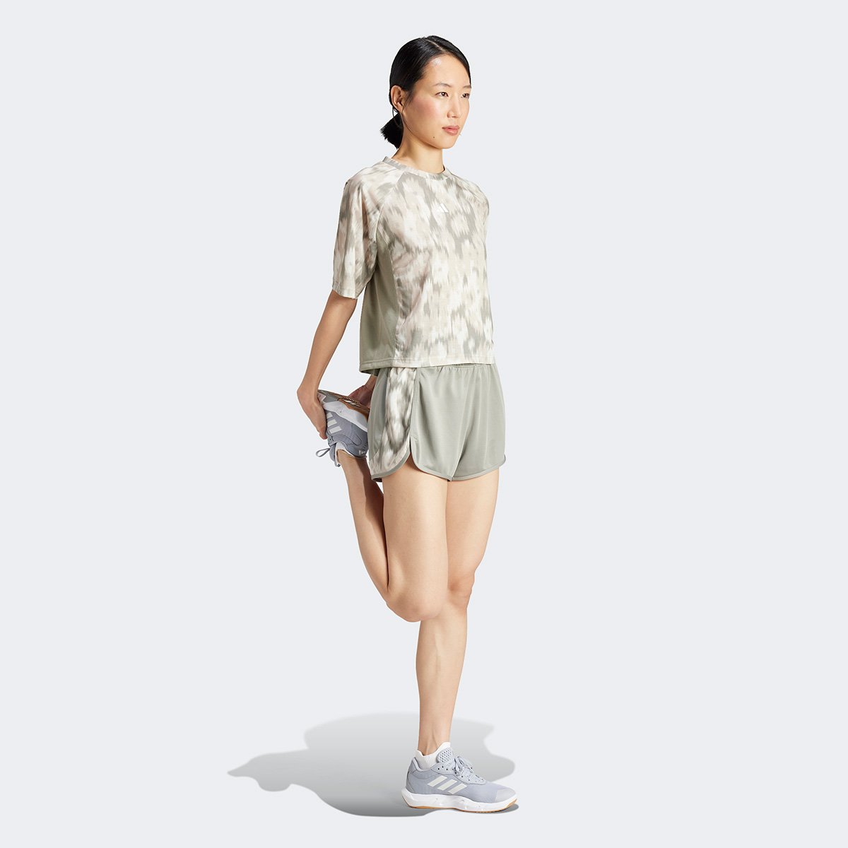 Camiseta Adidas Treino Flower Feminino - Tam: P - 4
