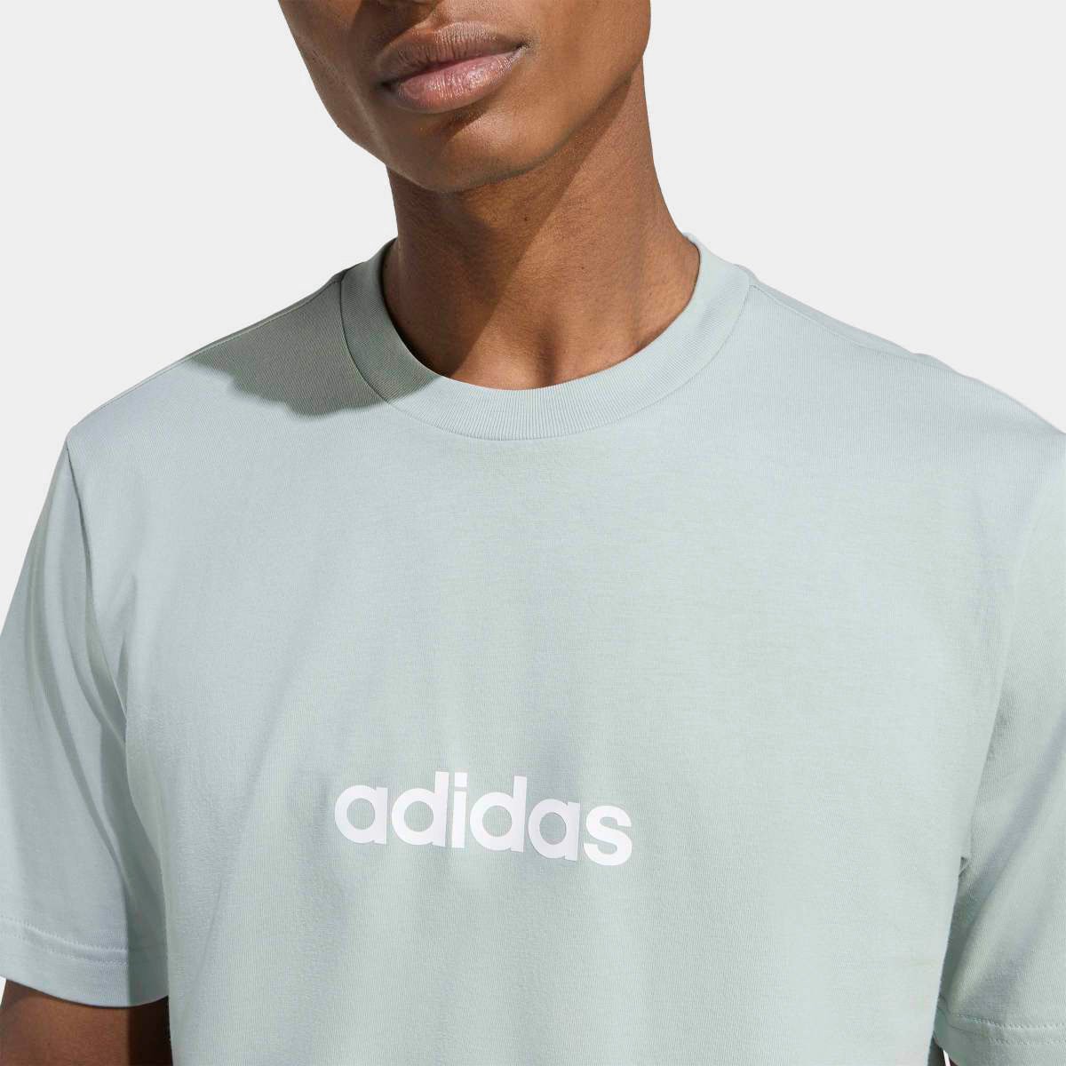 Camiseta Adidas Logo Linear Masculina - Tam: M - 3