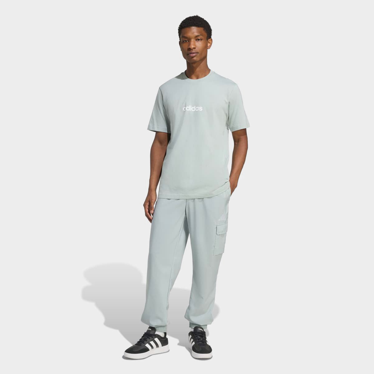 Camiseta Adidas Logo Linear Masculina - Tam: M - 4