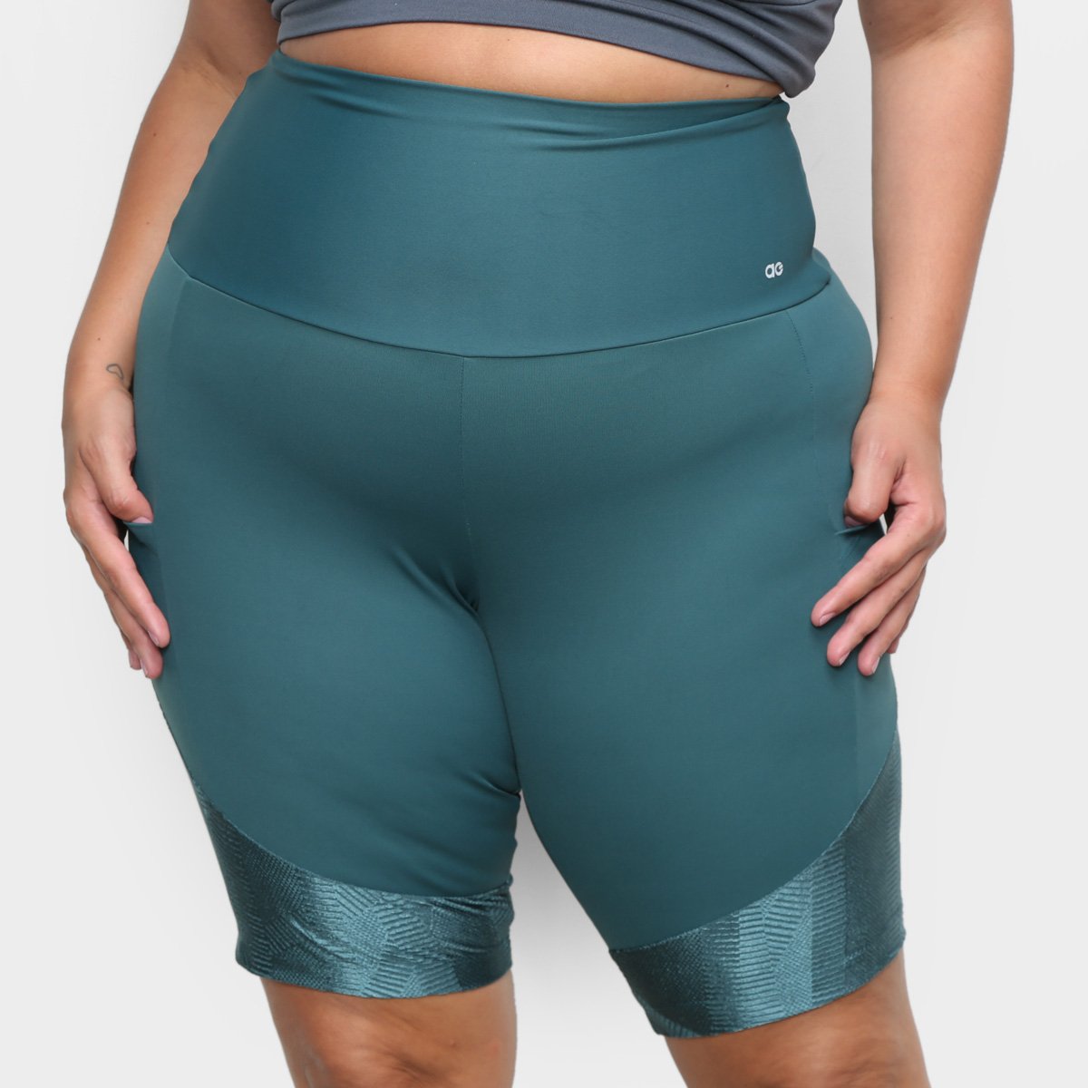 Bermuda Plus Size Alto Giro Hyper Cintura Alta Feminina