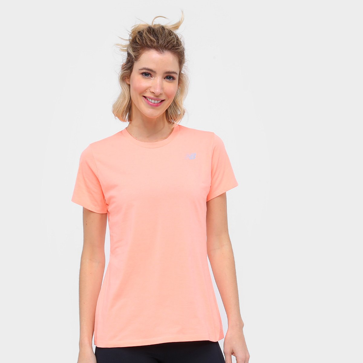 Camiseta New Balance Relentless Crew Feminino