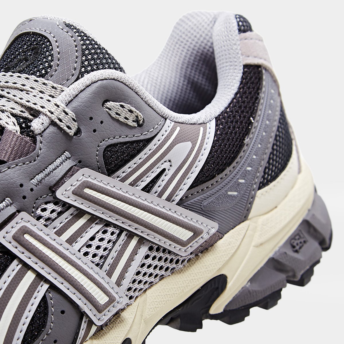 Tênis Asics Gel-Sonoma TR62 Unissex - Tam: 37 - 5