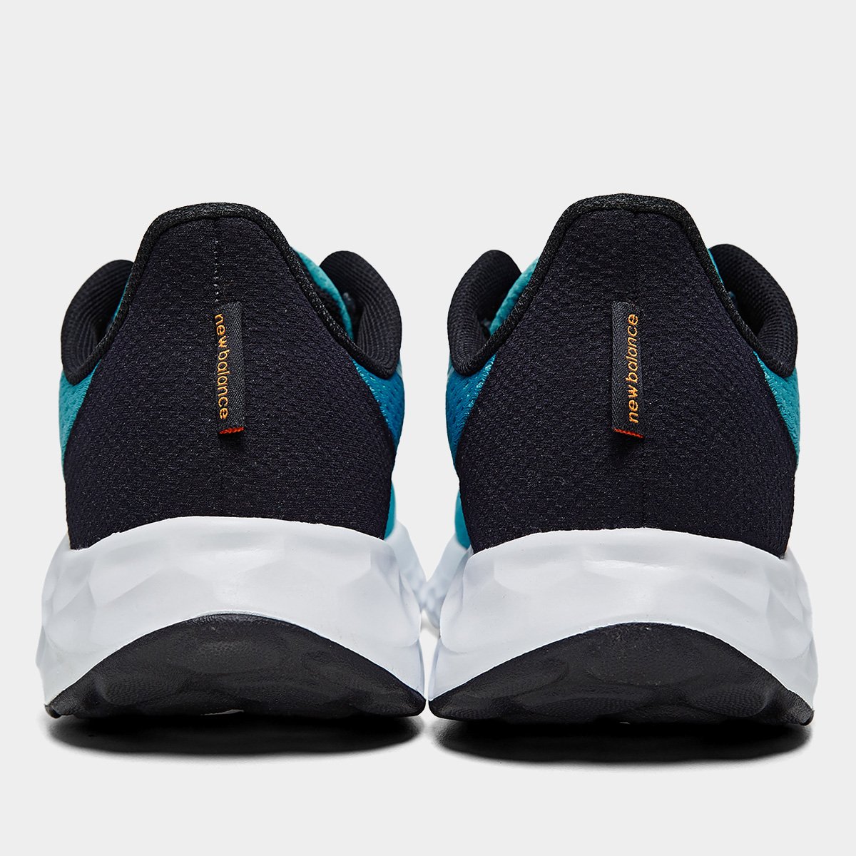 Tênis New Balance Fresh Foam Arishi V'4 Masculino - Tam: 44 - 2
