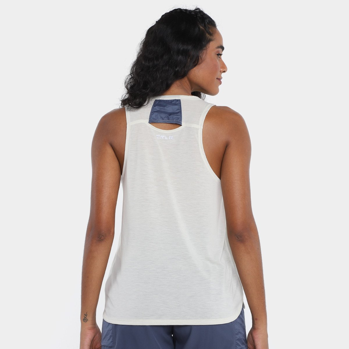 Regata Under Armour Launch Trail Feminina - Tam: M - 1