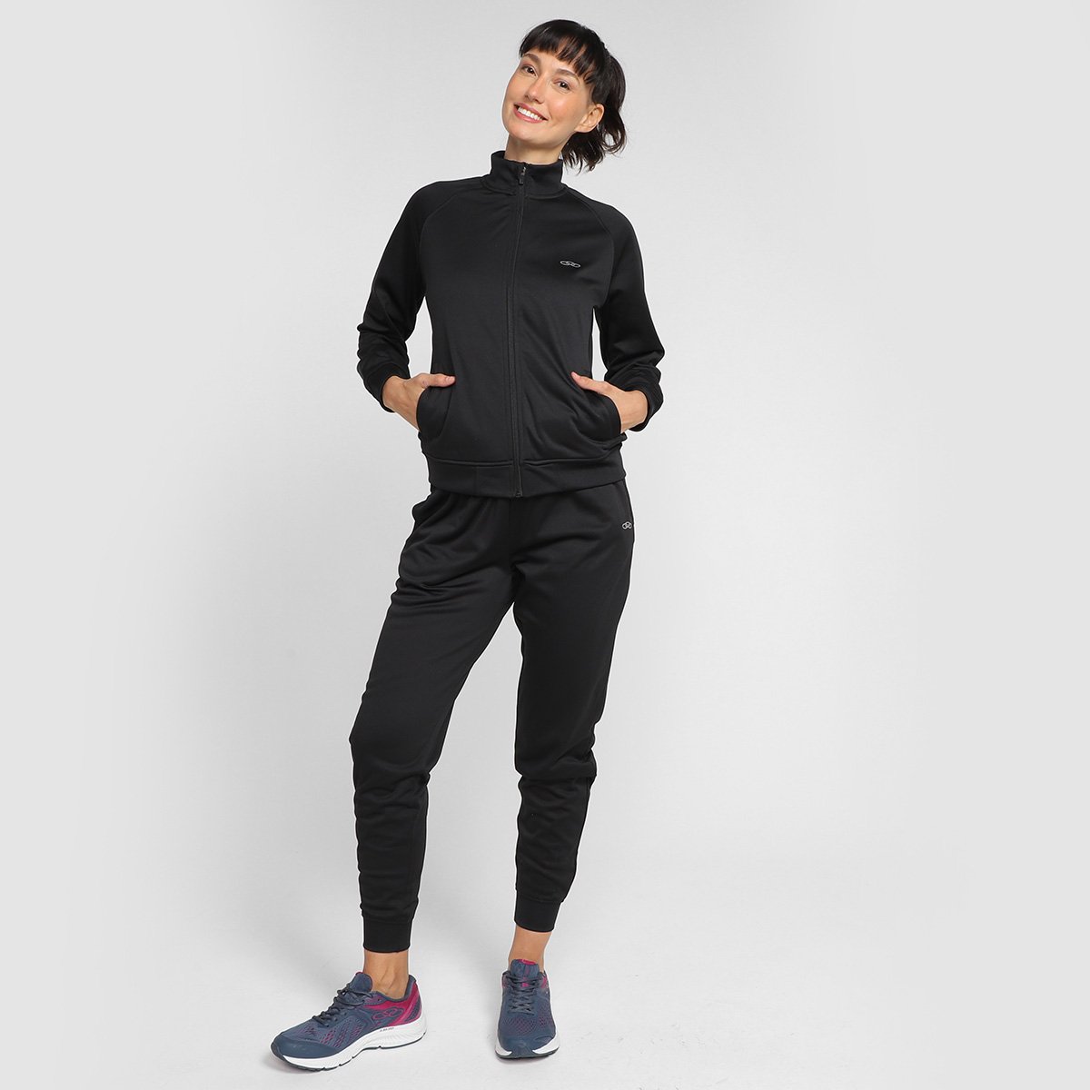 Agasalho Olympikus Essential Feminino Menor preço em Agasalho Olympikus Essential Feminino