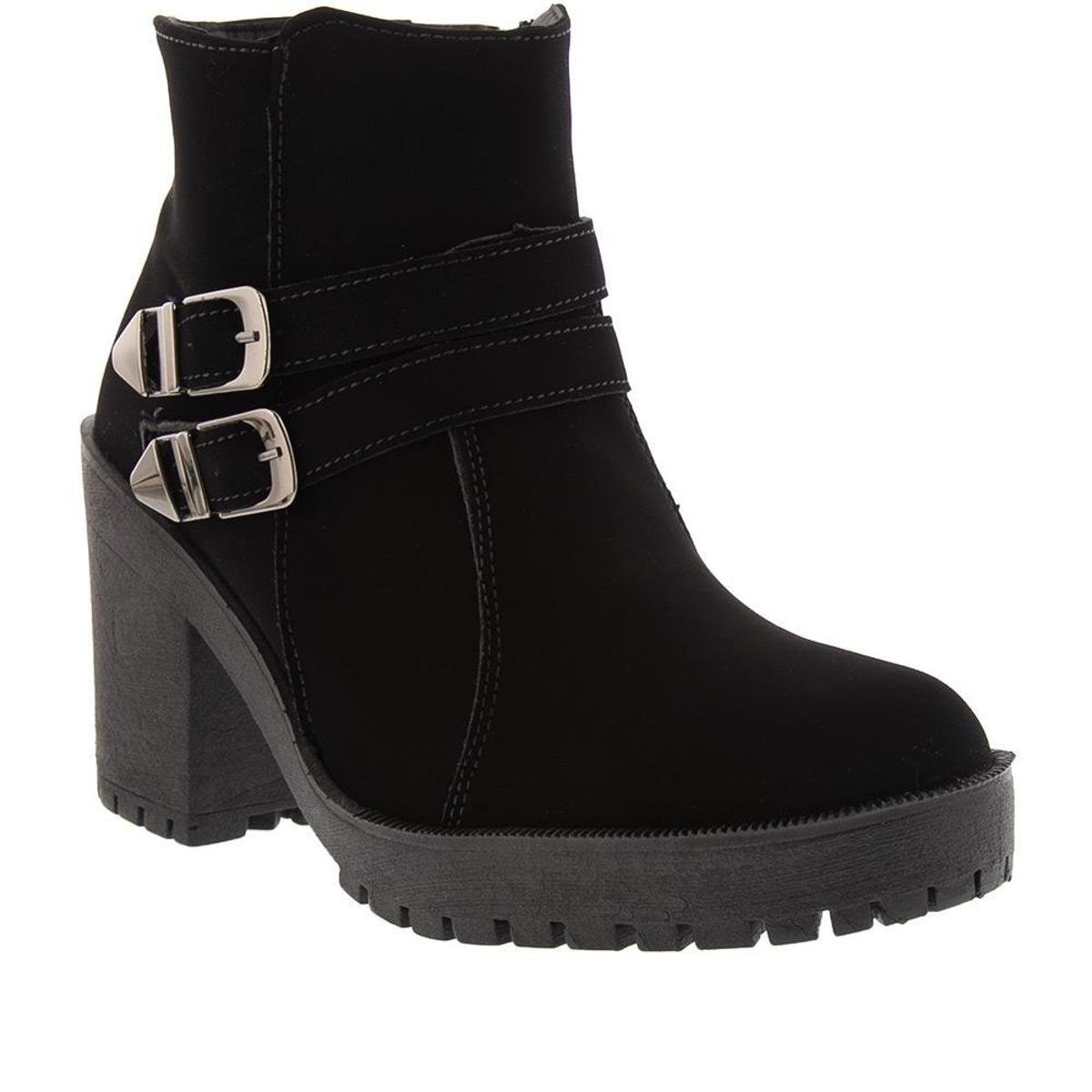 ankle boot com fivelas