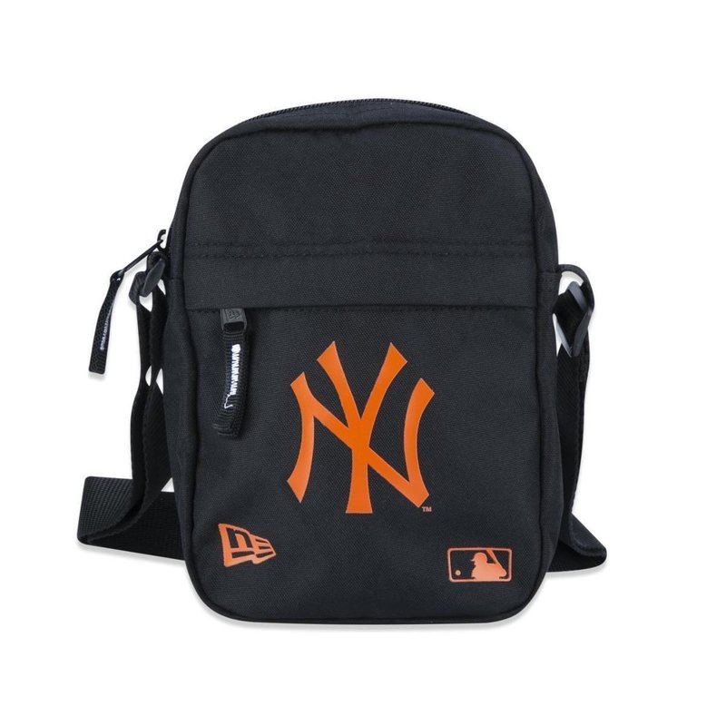 BAG SIDE NEW YORK YANKEES PRETO LOGO LARANJA PRETO/LARANJA em oferta na Shopee BAG SIDE NEW YORK YANKEES PRETO LOGO LARANJA PRETO/LARANJA