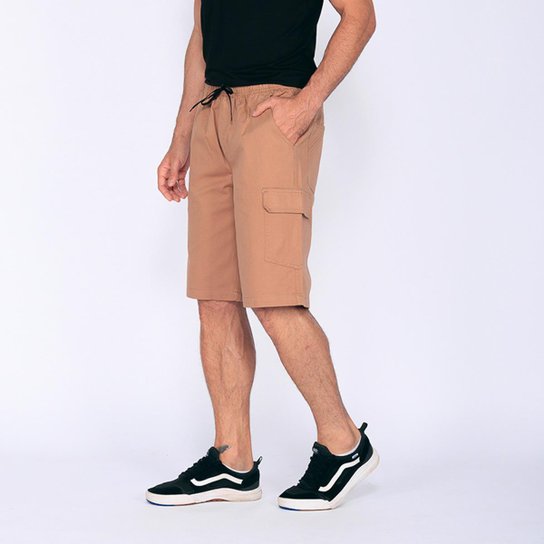 Bermuda Cargo Macaw Elástico Sarja 7796 - Bege Menor preço em Bermuda Cargo Macaw Elástico Sarja 7796 - Bege