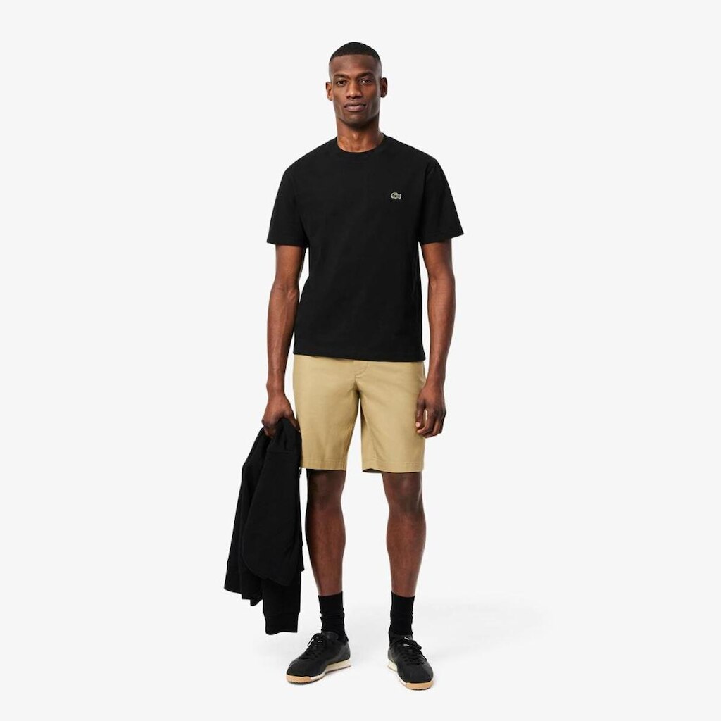 Bermuda Chino em Gabardine Ajuste Regular Lacoste Masculina