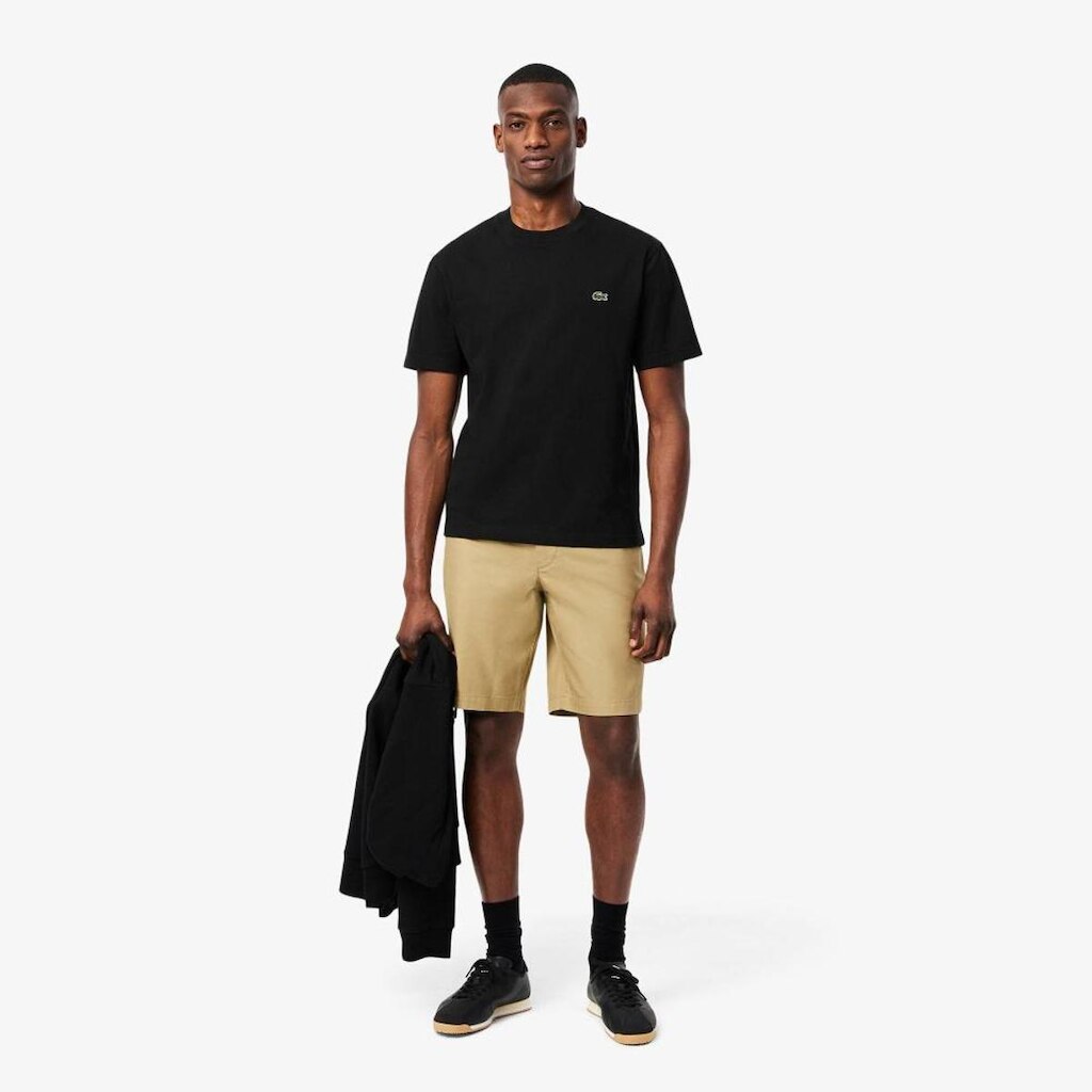 Bermuda Chino em Gabardine Ajuste Regular Lacoste Masculina