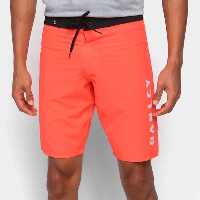 Bermuda D'Água Oakley Active Masculina - Laranja Menor preço em Bermuda D'Água Oakley Active Masculina - Laranja