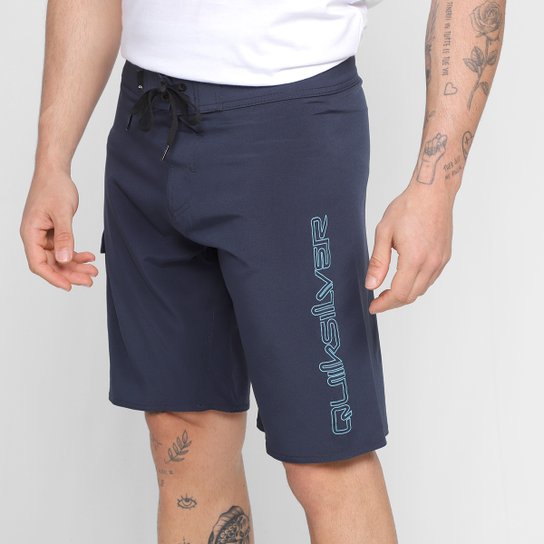 Bermuda D'Água Quiksilver Flat Signature 21 Masculina - Marinho Menor preço em Bermuda D'Água Quiksilver Flat Signature 21 Masculina - Marinho