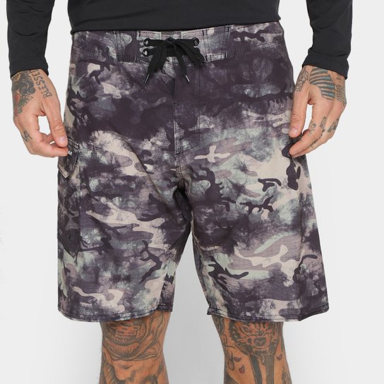 Bermuda D'Água Volcom Lido Camo Masculina - Camuflado é ruim? Bermuda D'Água Volcom Lido Camo Masculina - Camuflado é boa?