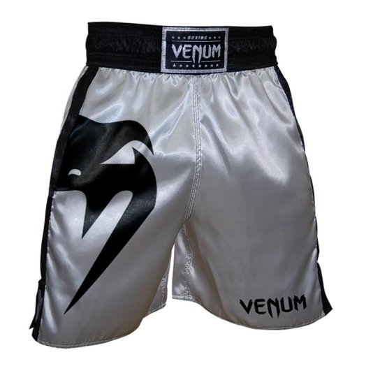 Bermuda de Boxe Venum Giant Spirit Masculina - Prata Menor preço em Bermuda de Boxe Venum Giant Spirit Masculina - Prata