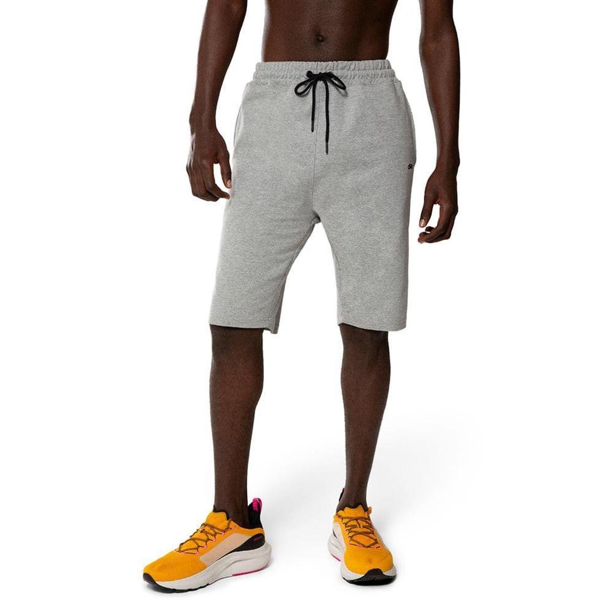 Menor preço em Bermuda de Moletom Olympikus Masculina