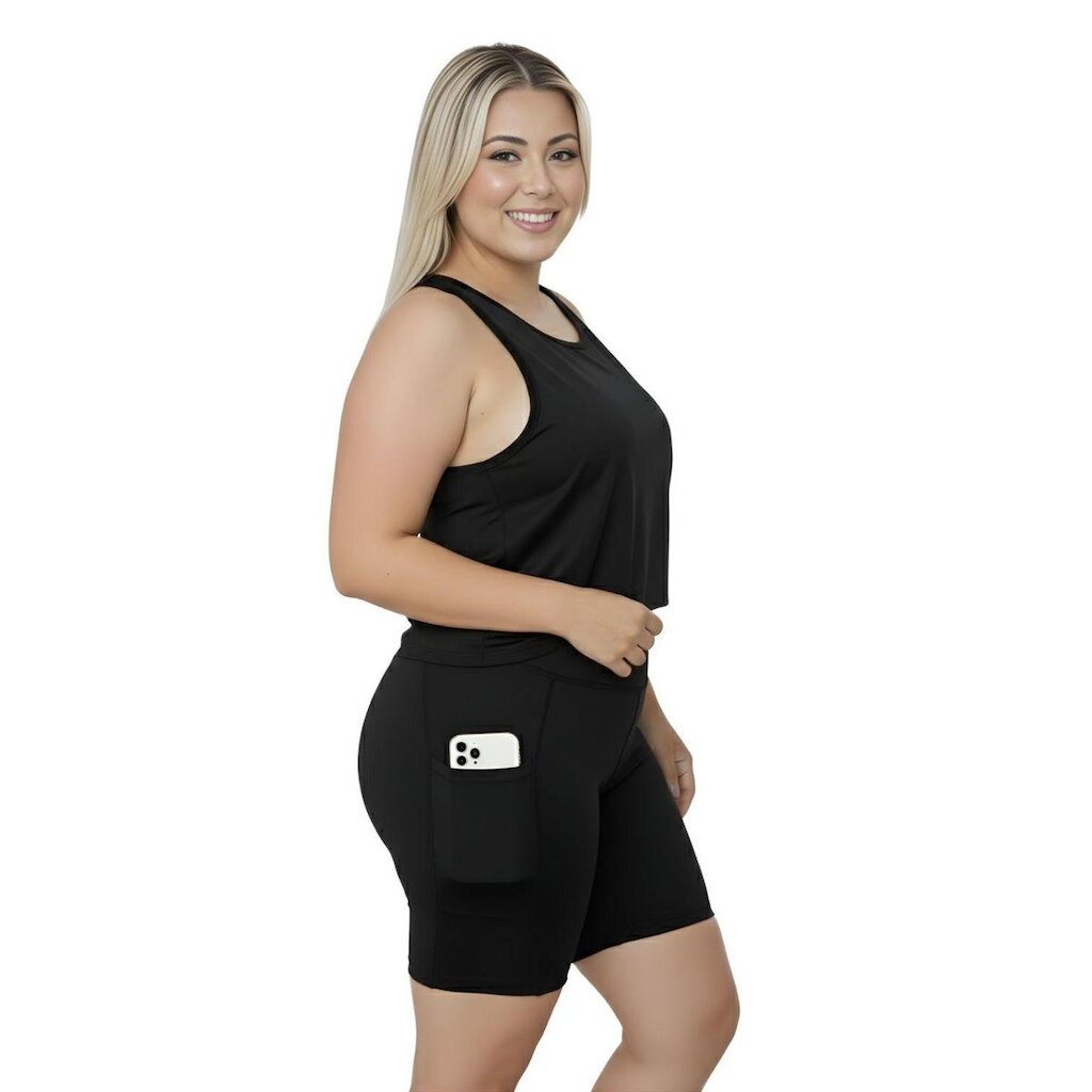 Bermuda Fitness Com Bolsos Laterais Plus Size