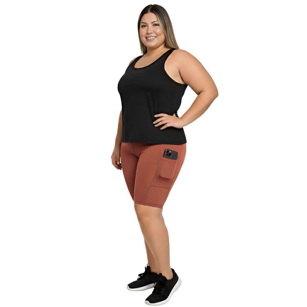 Bermuda Fitness Com Bolsos Laterais Plus Size