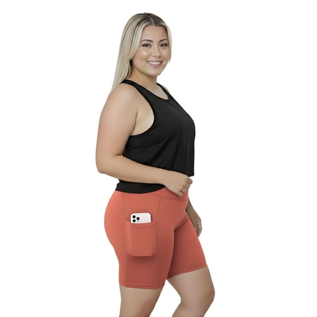 Bermuda Fitness Com Bolsos Laterais Plus Size