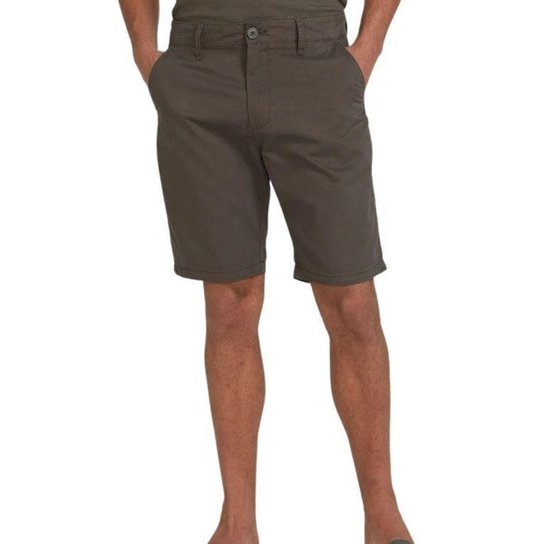 Bermuda Hering Básica Masculina Sarja - Musgo Menor preço em Bermuda Hering Básica Masculina Sarja - Musgo