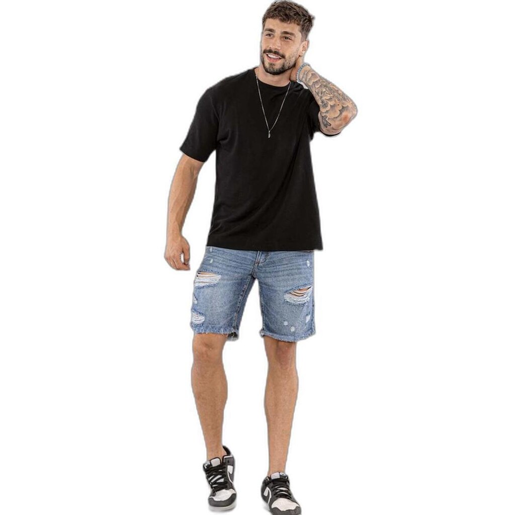 BERMUDA JEANS MASCULINA COM RASGOS E BARRA DESFIADA