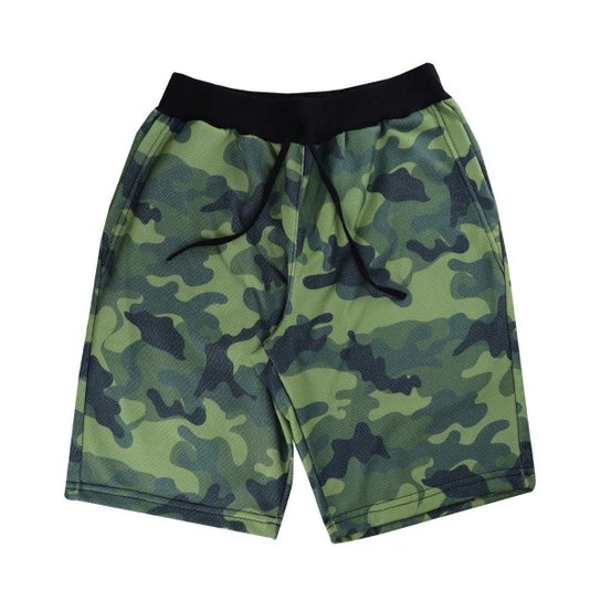 Bermuda Masculina de Moletom Camuflada com Bolso Frontal e Traseiro - Universo Básico - Camuflado Verde Menor preço em Bermuda Masculina de Moletom Camuflada com Bolso Frontal e Traseiro - Universo Básico - Camuflado Verde
