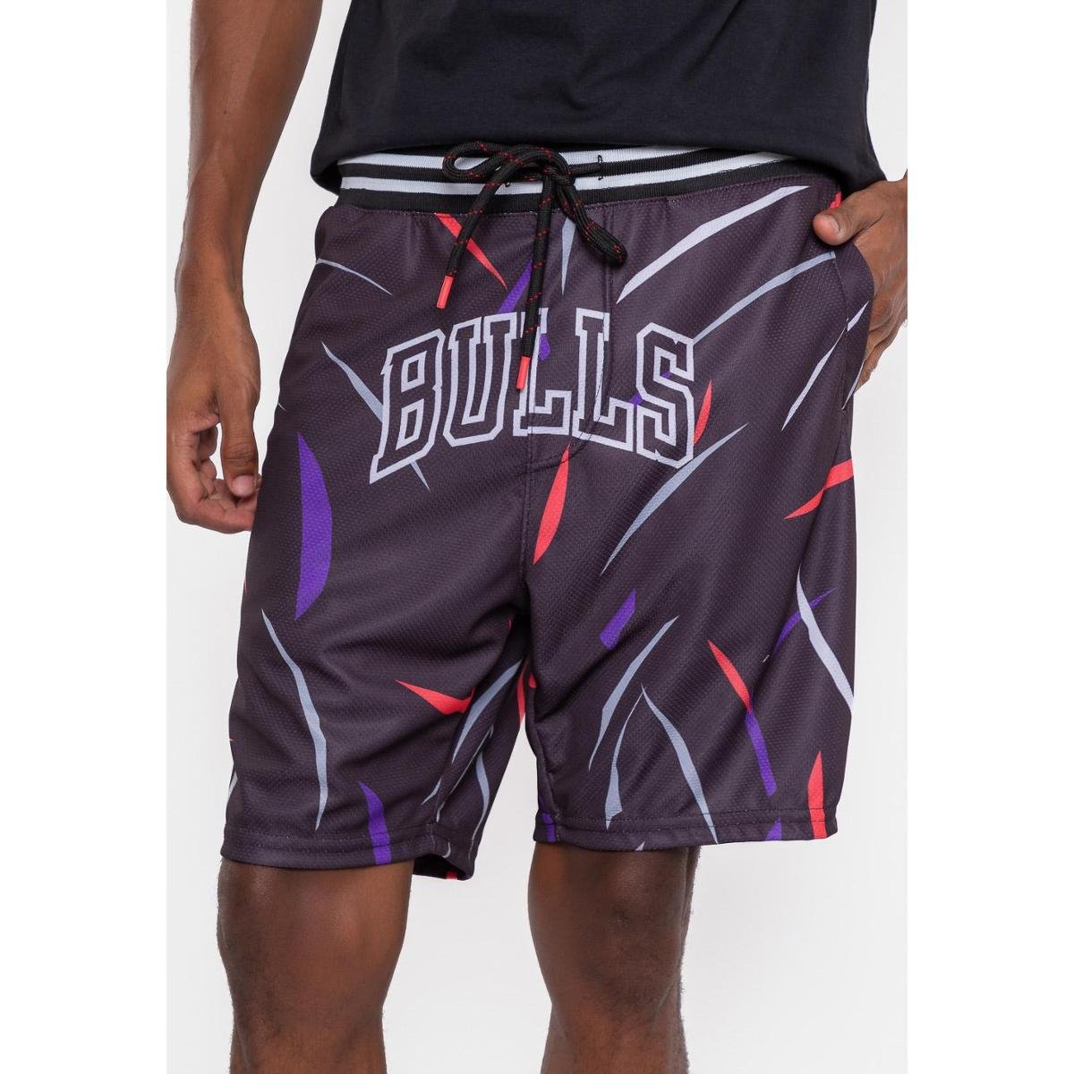 Bermuda NBA Sintética Over Chicago Bulls Masculino Menor preço em Bermuda NBA Sintética Over Chicago Bulls Masculino