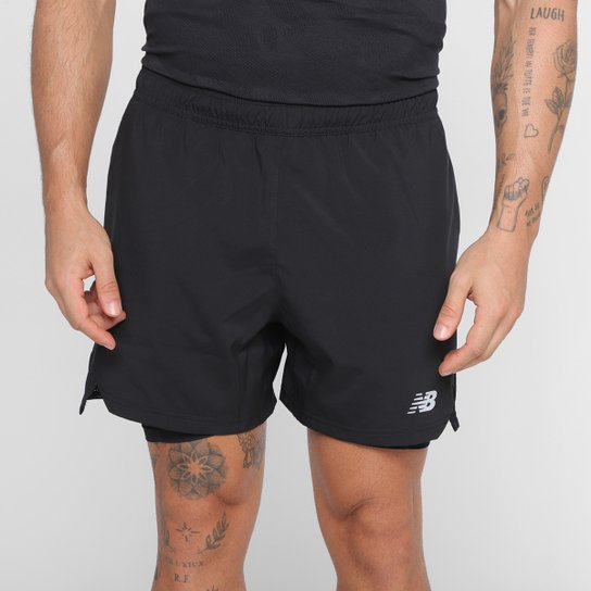 Bermuda New Balance Accelerate Dupla 5 Masculina - Preto Menor preço em Bermuda New Balance Accelerate Dupla 5 Masculina - Preto