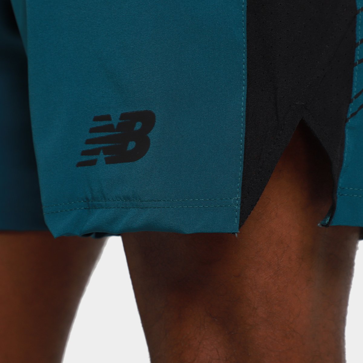 Bermuda New Balance Tenacity Logo 7 Masculina - 2