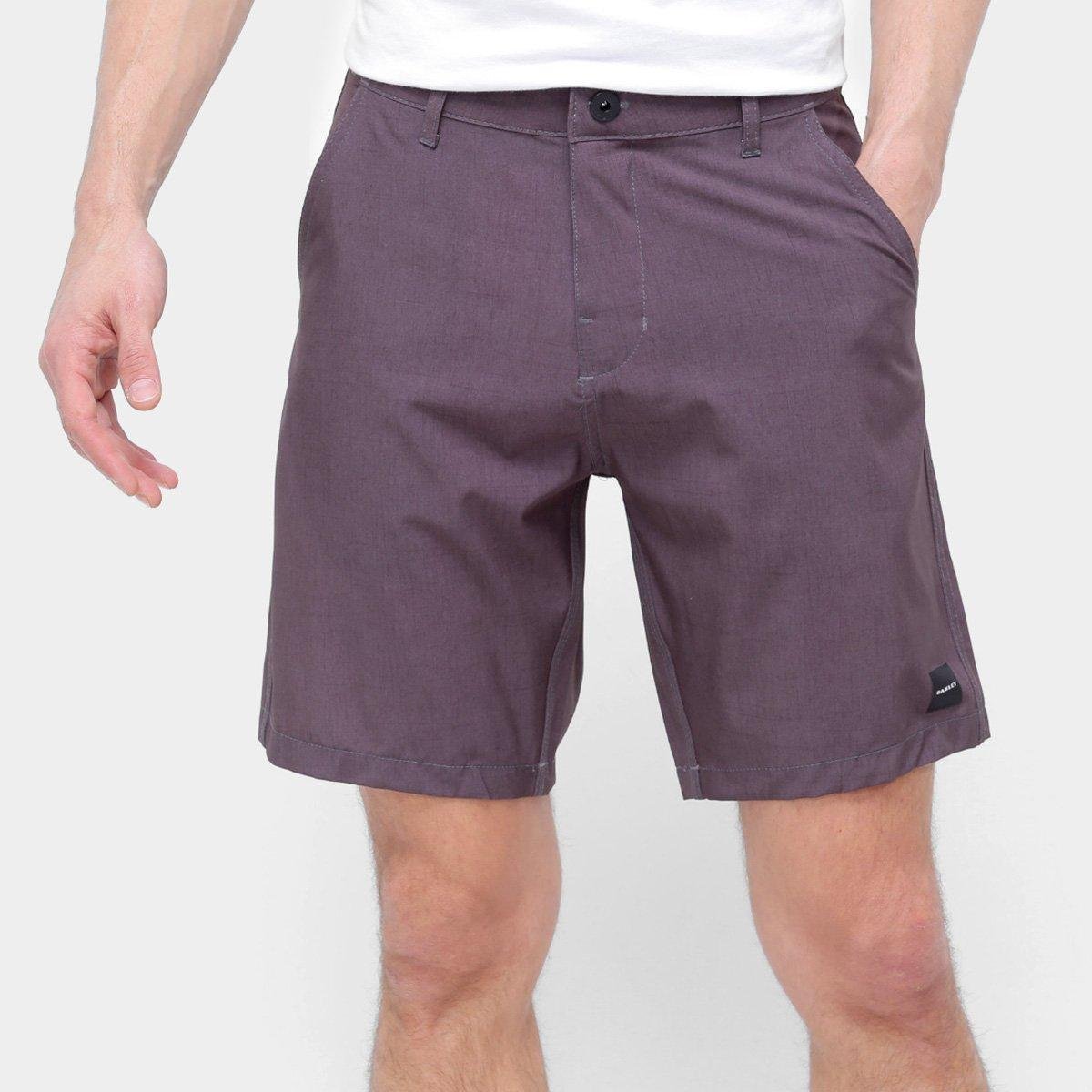 Bermuda Oakley Hybrid Masculina Menor preço em Bermuda Oakley Hybrid Masculina