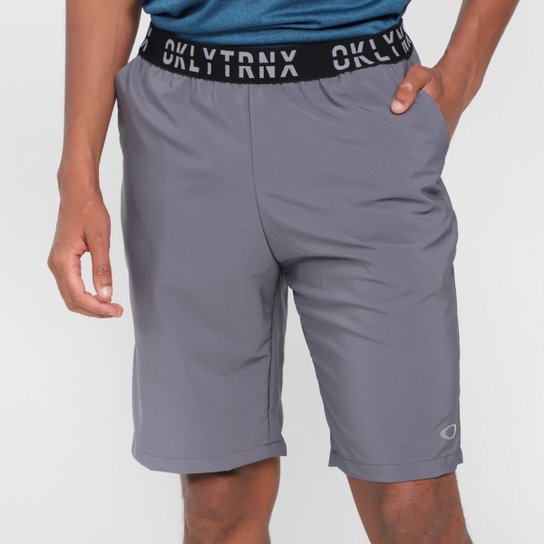 Bermuda Oakley Mod Sport Masculina - Grafite Menor preço em Bermuda Oakley Mod Sport Masculina - Grafite