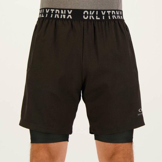 Bermuda Oakley TRNX 2 IN 1 Preta - Preto Menor preço em Bermuda Oakley TRNX 2 IN 1 Preta - Preto