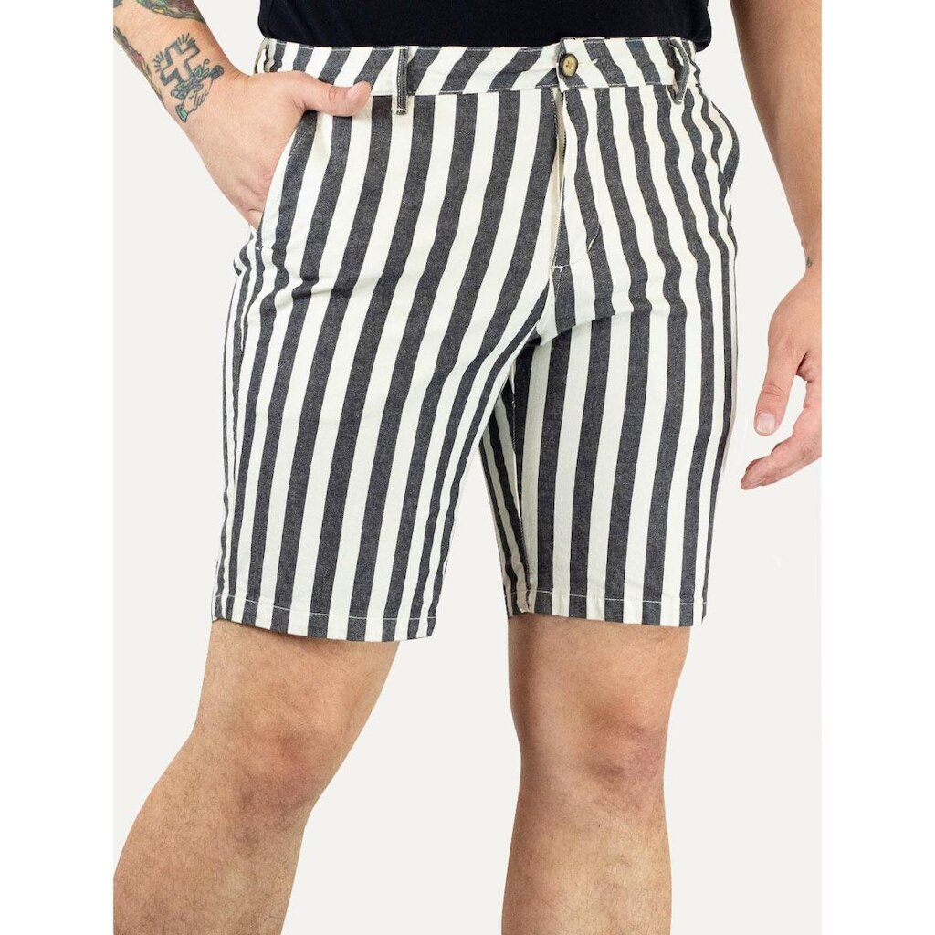 Bermuda Reserva Masculina Listrada Off-White/Preta