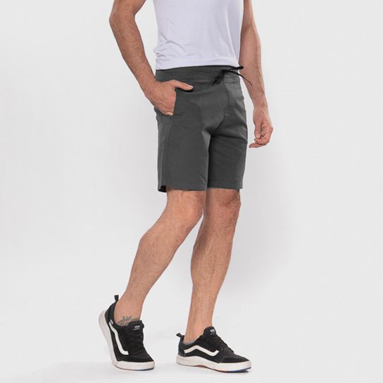 Bermuda Sarja Macaw Amarração Elástico 7854 - Cinza Menor preço em Bermuda Sarja Macaw Amarração Elástico 7854 - Cinza