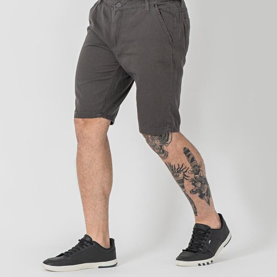 Bermuda  Sarja Masculina - Cinza é boa?