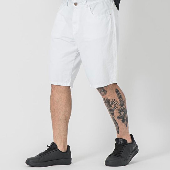 Bermuda Sarja Masculina - Branco Menor preço em Bermuda Sarja Masculina - Branco