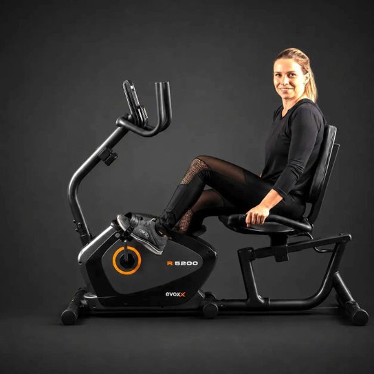 Bicicleta Ergométrica Magnética Horizontal Evox R5200