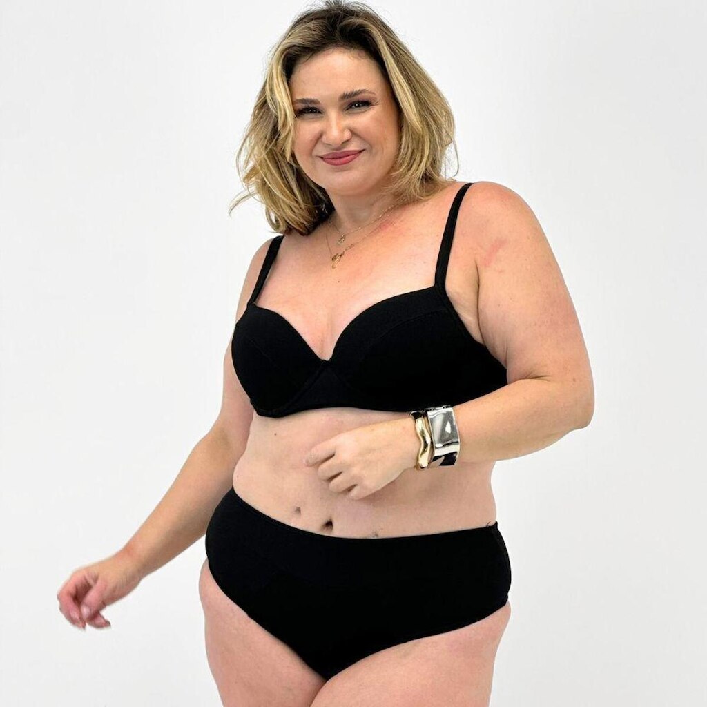 Biquíni Sabrieli Plus Size Texturizado com Bojo Tanga Feminino