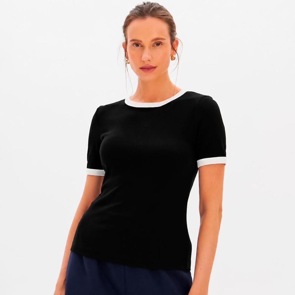 Blusa Easy Lança Perfume Canelada Curta Feminino