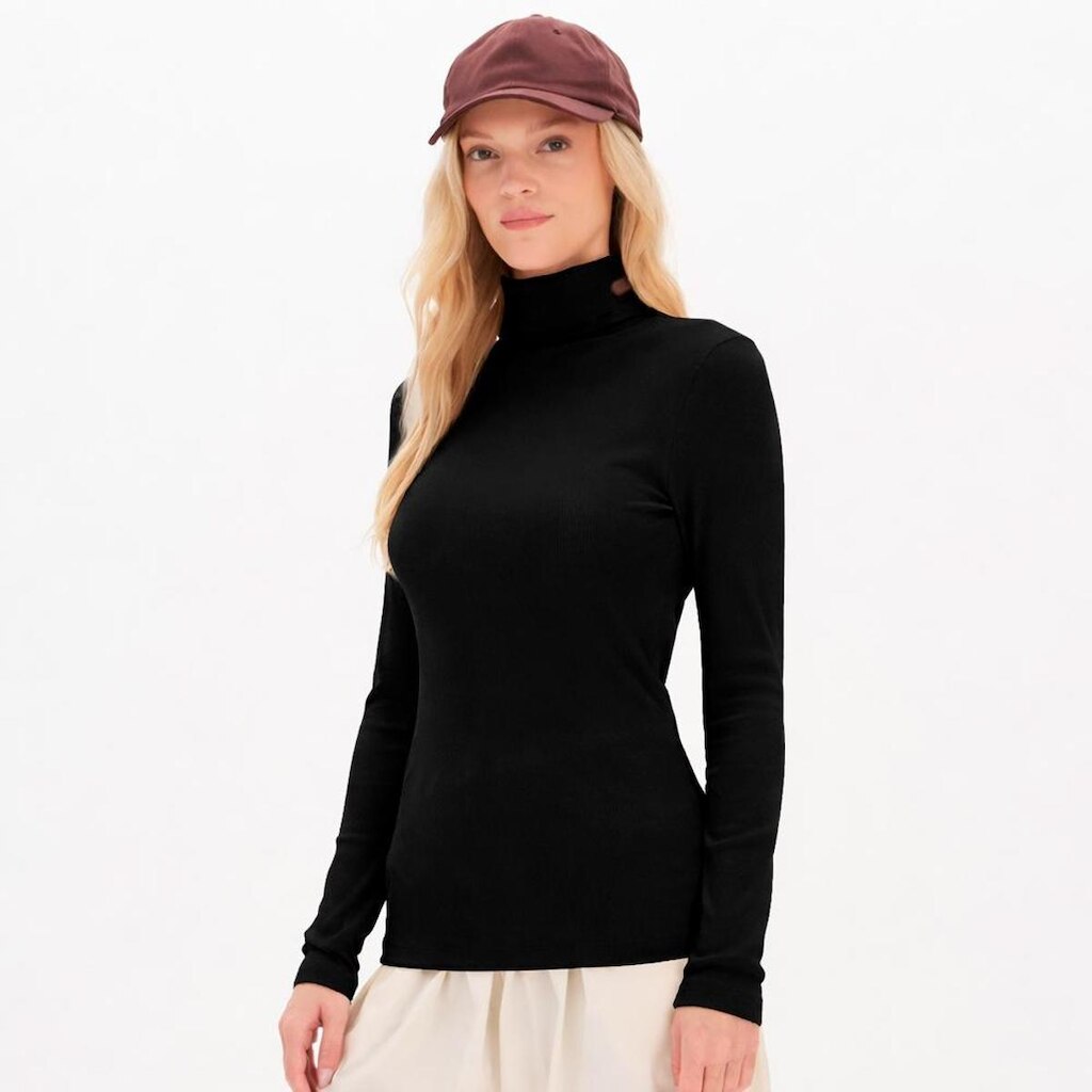 Blusa Easy Lança Perfume Canelada Gola Feminino