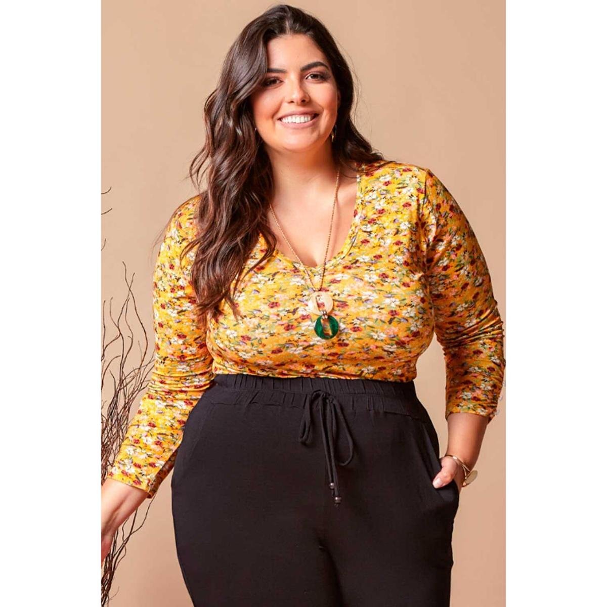 blusa estampada plus size