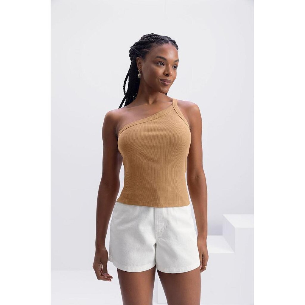 Blusa Feminina Com Decote Assimétrico Essendi