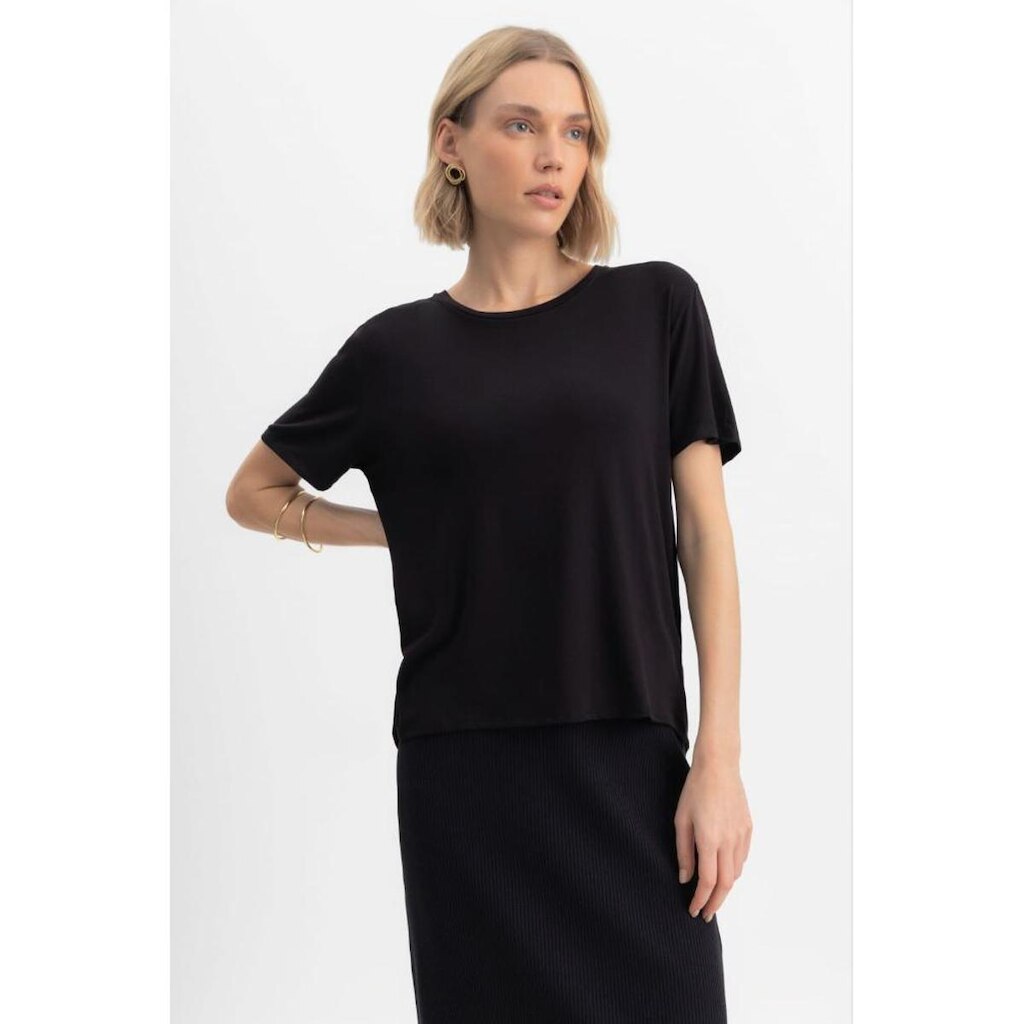 Blusa Feminina Em Malha Viscose Essendi