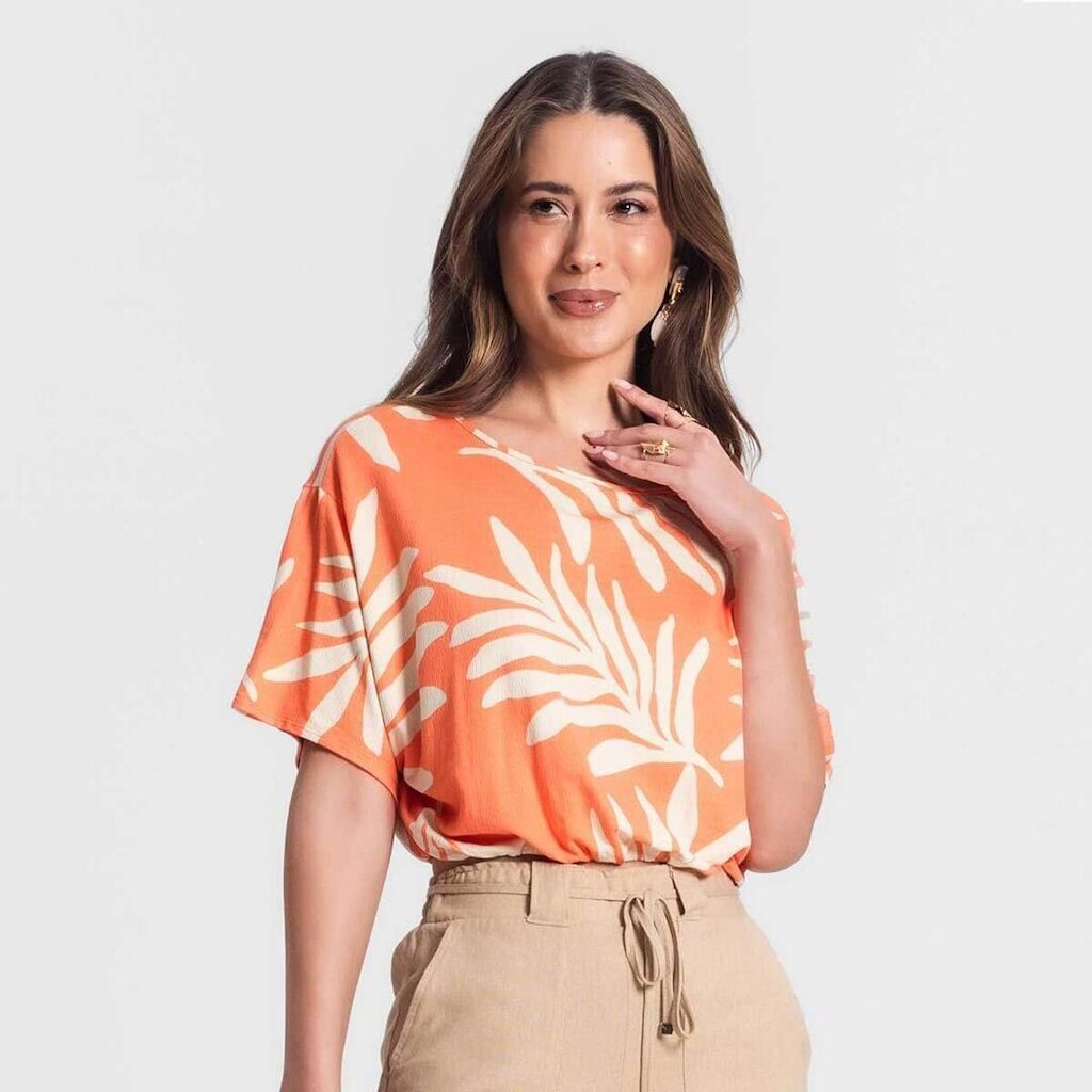 Blusa Feminina Manga Curta Viscose Maquinetada Folhas