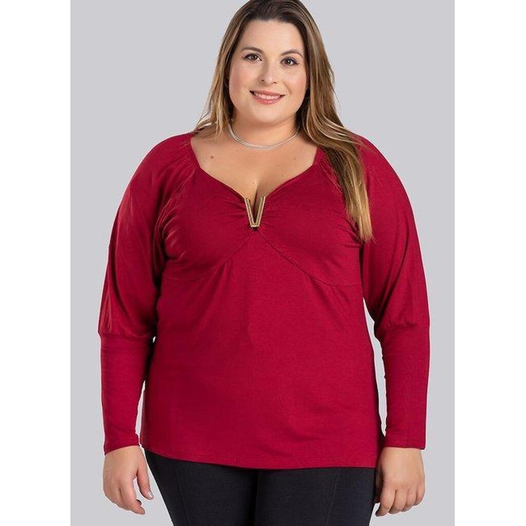 Blusa Feminina Plus Size em Malha de Viscose com Fivela Decote e Mangas Bufantes - Serena