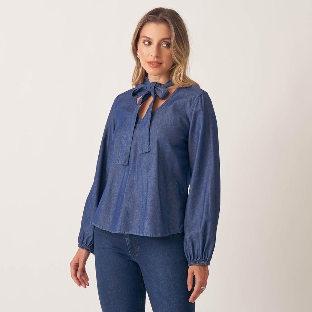 Blusa Jeans Leve Gola Laço Decote V