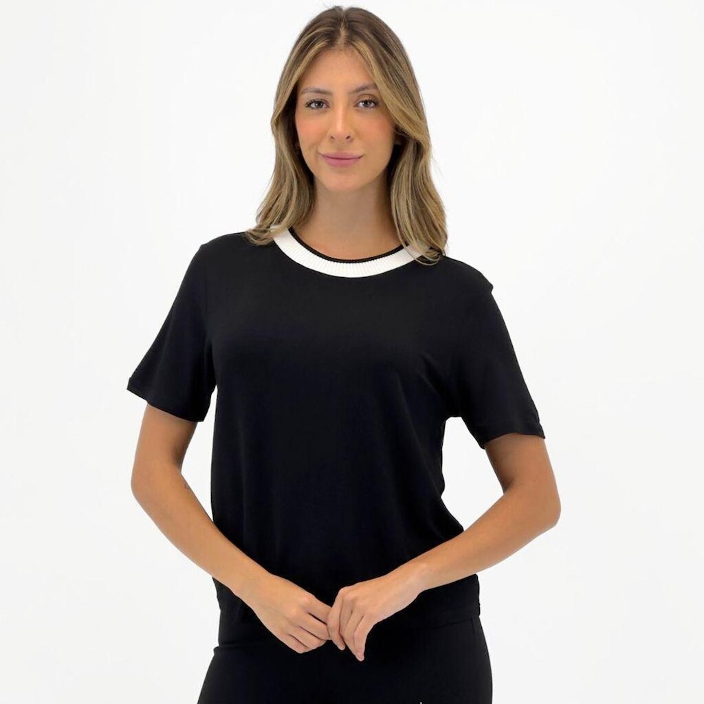 Blusa Malwee Manga Curta Gola Redonda Feminina