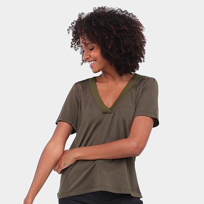 Blusa Mob Tshirt Decote Retilínea Lisa Feminina - Feminino