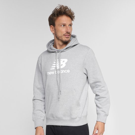 Blusa Moletom New Balance Essentials Basic c/ Capuz Masculina - Cinza Claro Menor preço em Blusa Moletom New Balance Essentials Basic c/ Capuz Masculina - Cinza Claro